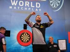 Dirk van Duijvenbode treft Danny Noppert in kwartfinale World Matchplay: ‘Belachelijk slecht dit’
