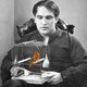 A.H.J. Dautzenberg wil oorsuizen draaglijk houden door zich er vogeltjes bij voor te stellen