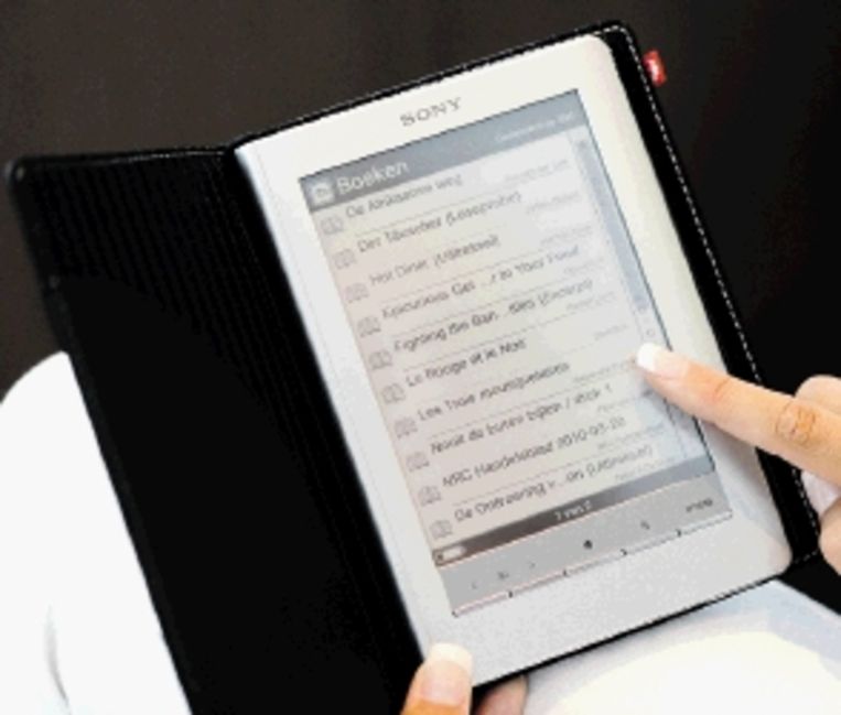 De e-reader, bedreiging of kans voor de uitgeverijen? (FOTO ANP ) Beeld 