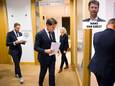 Hugo de Jonge (destijds minister van Volksgezondheid, Welzijn en Sport) en premier Mark Rutte voorafgaand aan een persconferentie over de coronamaatregelen.