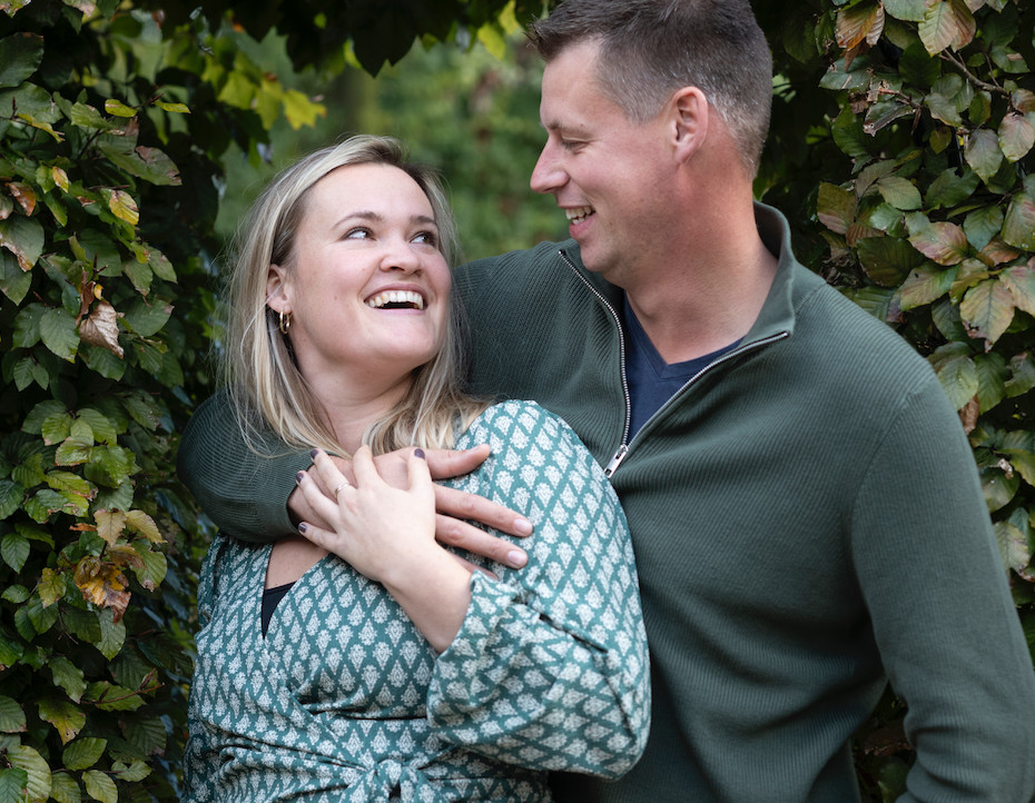 Boer zoekt vrouw-Robin brengt ode aan de liefde en Nikki verwelkomt ...