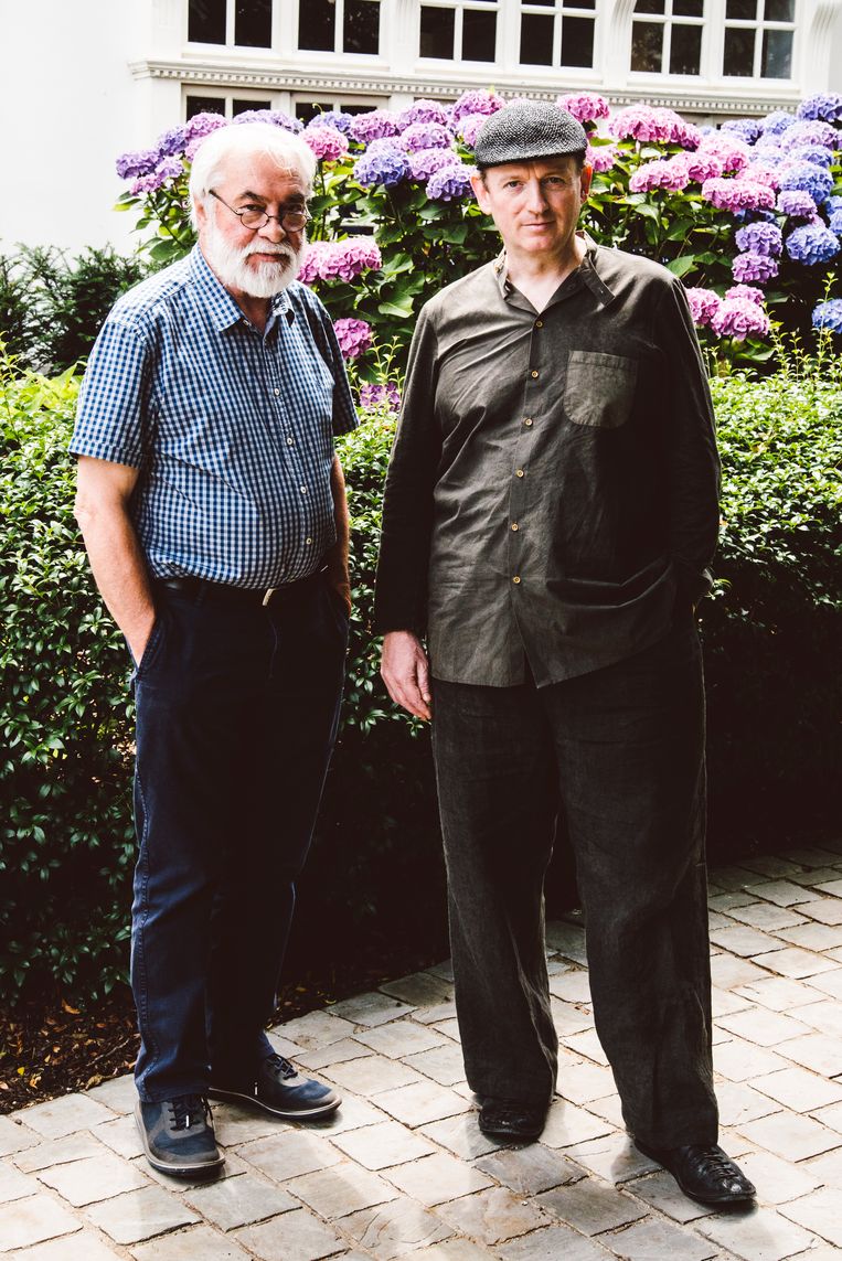 Radiocoryfee en jazzfan Marc Van den Hoof (links) en Jazz Middelheim-organisator Bertrand Flamang (rechts). Beeld Francis Vanhee