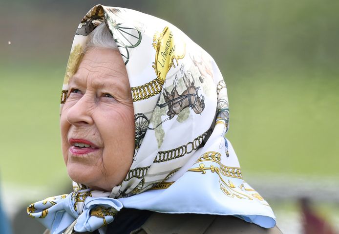 Malgré les inquiétudes de son personnel après la contamination au Covid d'un employé, la Reine souhaite rester à Balmoral pour le reste de l’été.