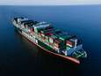 Containerschip van dezelfde rederij als schip dat Suezkanaal dagenlang blokkeerde vastgelopen voor oostkust VS