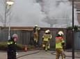 Hulpdiensten bij de schuur aan de Scheldestraat in Breda, waar een aantal gasflessen tot ontploffing zijn gebracht.