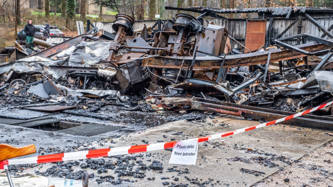 ‘Meer dan een ton’ schade na flinke brand Orientalis, maar wie stak de vlammenzee aan?