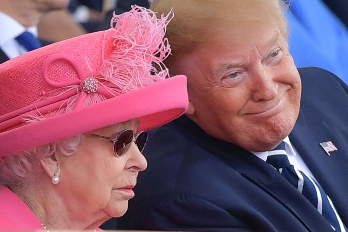 Queen Elizabeth II en Donald Trump.