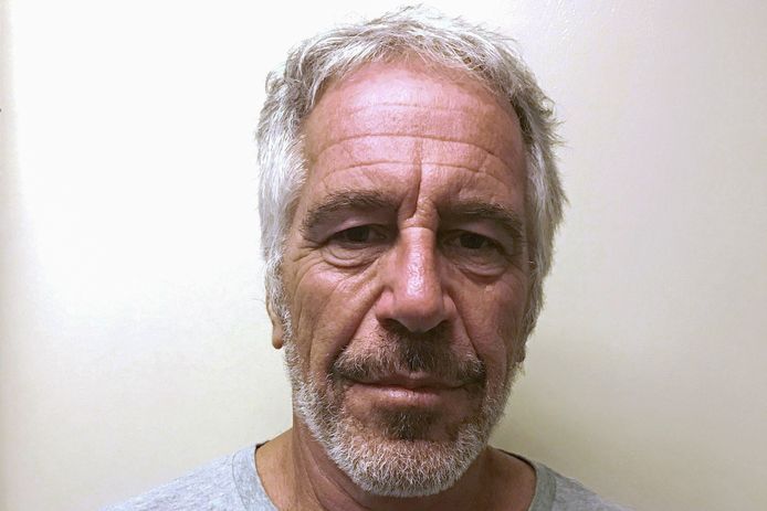 Jeffrey Epstein (66) na zijn arrestatie op 6 juli 2019.