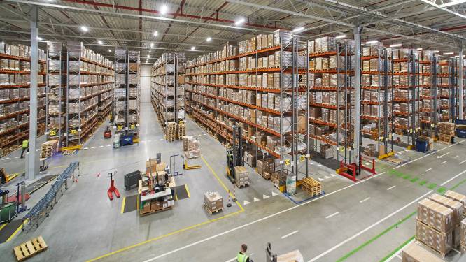 Dit enorme distributiecentrum in Veghel is binnenkort zo’n dertig voetbalvelden groot