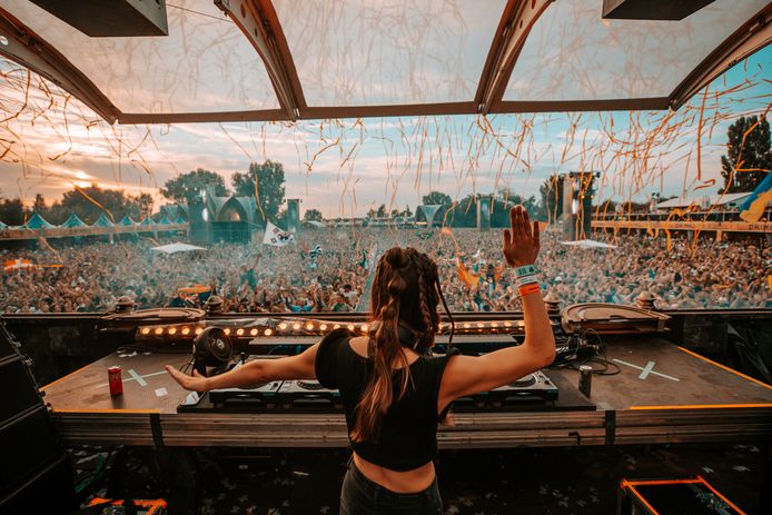 Amber Bros in Tomorrowland.