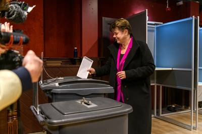 Commissaris van de Koning Ina Adema stemt gewoon in Haarsteeg: ‘Ik hoop op snelle coalitievorming, w