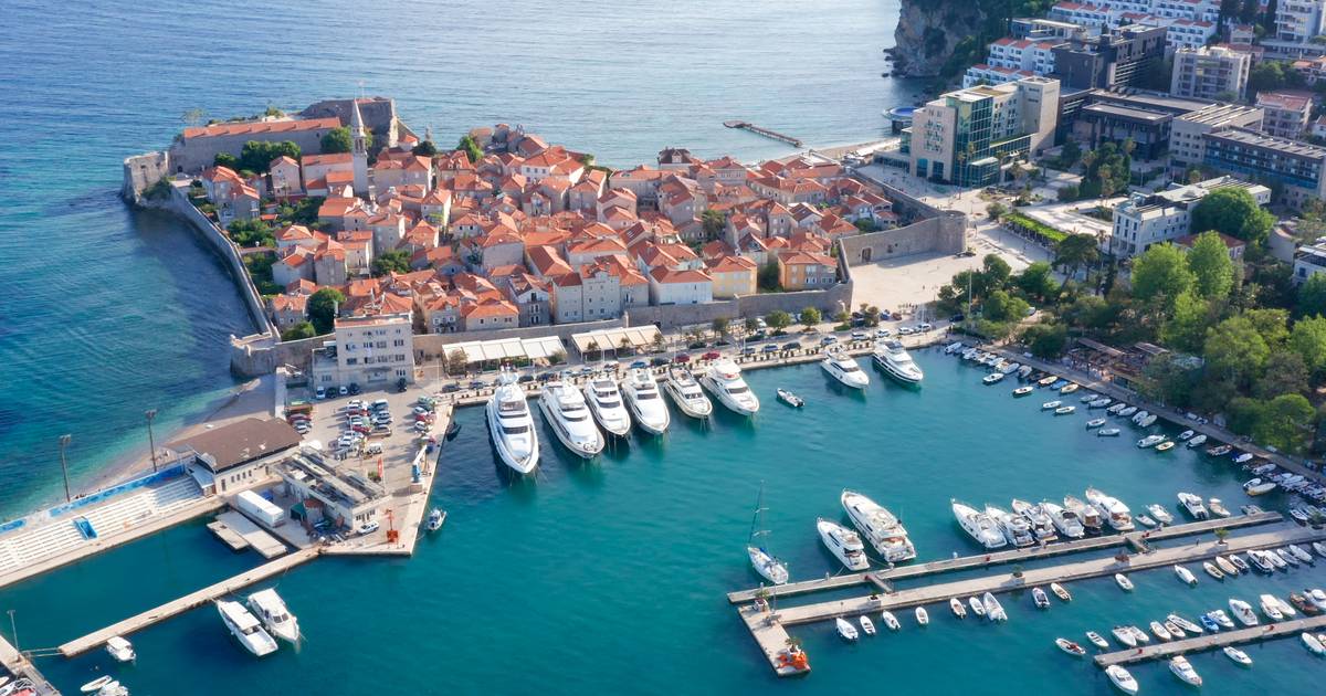 1 in 3 yachts in the ports of Montenegro are owned by wealthy Russians |  Ukraine and Russia war