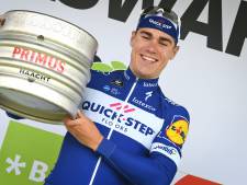 Jakobsen sprint naar ritwinst in eerste etappe BinckBank Tour