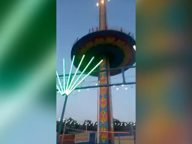 Deel van Indiase kermisattractie stort neer: 11 gewonden