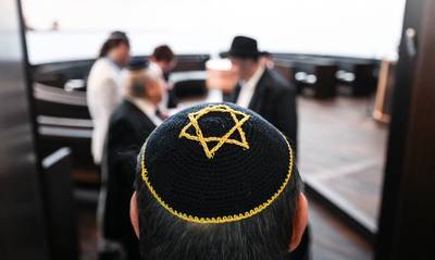 Les Juifs d’Europe “vivent de nouveau dans la peur”, déplore la Commission européenne