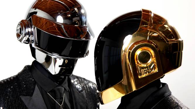 Daft Punk plots weer actief op sociale media via ‘live’ concert. Is er een comeback in de maak?