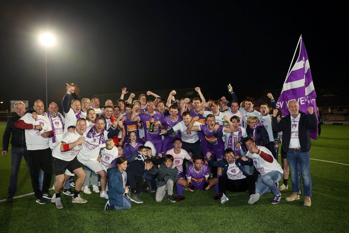 SV Wevelgem City behaalde zaterdagavond op Blauwvoet Otegem de meer dan verdiende titel