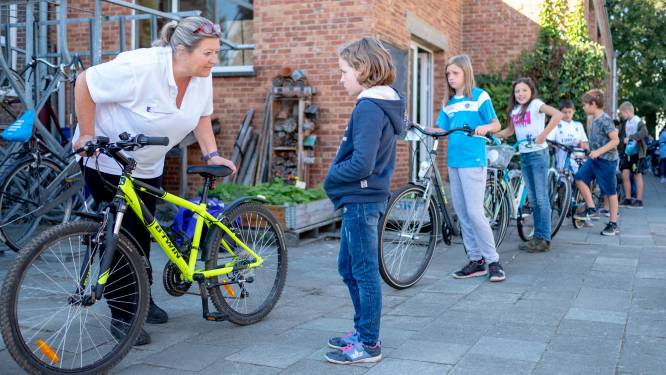 Slechts een op twee fietsen volledig in orde tijdens fietscontroles op school