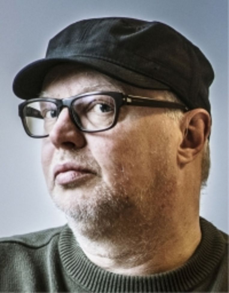 Stijn Meuris: ‘Lucs plotse dood raakte een pees waarvan niemand wist dat die er was, alsof er een koning of een keizer was gestorven.’ Beeld Saskia Vanderstichele