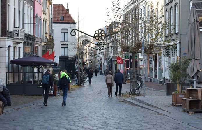 De Lange Hezelstraat.