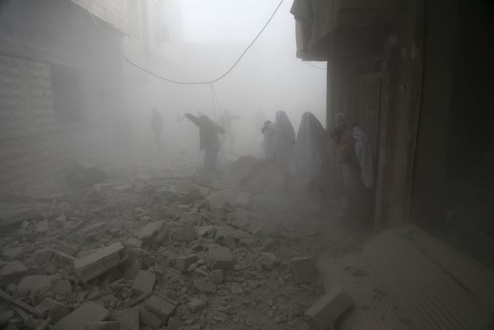 Archiefbeeld van een eerder bombardement op Oost-Ghouta.