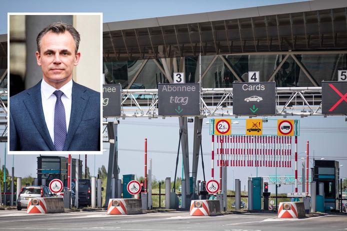 Minister Mark Harbers heeft alle hoop de grond in geboord dat de Westerscheldetunnel eerder tolvrij wordt dan in 2030.
