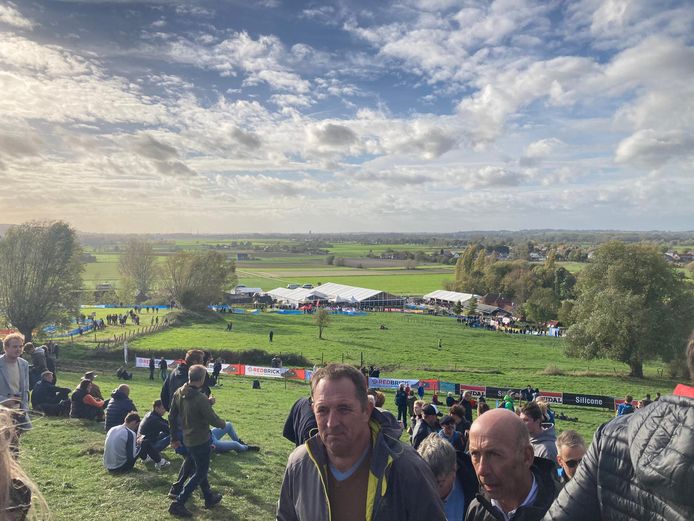 Nederlanders heersen op Koppenbergcross, maar dat laten de fans niet aan hun hart komen