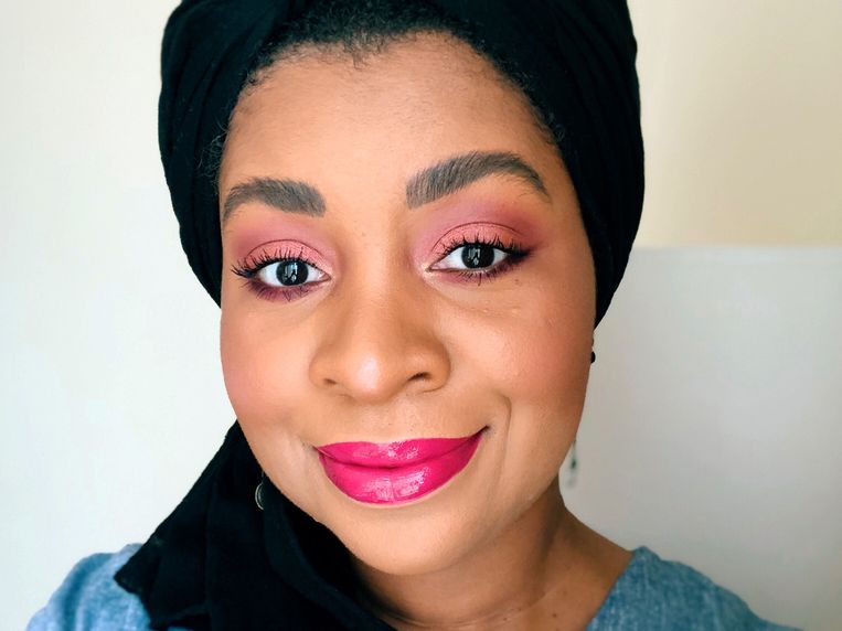 Layla F. Saad: 'De confrontatie aangaan met je eigen racisme is misschien niet comfortabel, maar je gaat er niet aan dood.' Beeld rv