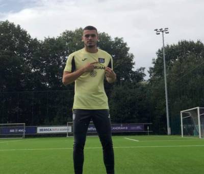 17-jarige Kosovaarse belofte, die enkele maanden geleden nog testte bij Anderlecht, overleden na hartaanval op het veld