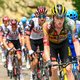 Van Aert leunt op meesterknecht Nathan Van Hooydonck