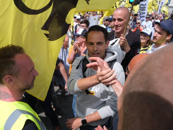 Ondanks verbod van Brusselse burgemeester: manifestatie Vlaams Belang en tegenbetoging verlopen zonder incidenten