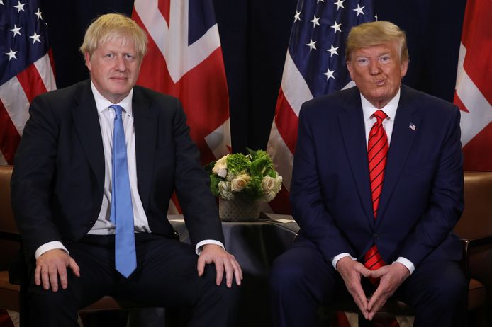 De Britse premier Boris Johnson en de Amerikaanse president Donald Trump tijdens een ontmoeting in de zijlijn van de Algemene Vergadering van de VN in New York.