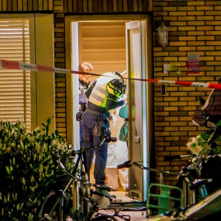 Explosions at youth center and home in Amsterdam-West, fire in Van der Pekstraat