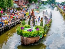 Varend Corso via Pletterijkade en Bierkade naar de Haagse Elektriciteitsfabriek