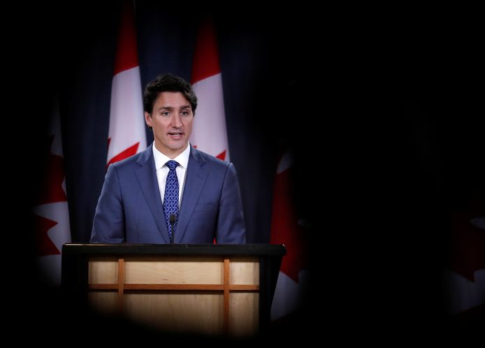 De Canadese premier Justin Trudeau geeft voor het eerst sinds de verkiezingen een persconferentie.