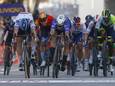 Fabio Jakobsen versloeg Jasper Philipsen in de tweede etappe van de Tirreno-Adriatico.