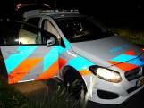 Auto en politiewagen botsen in Arnhem