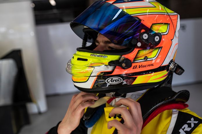 De jonge coureur uit Albergen rijdt in de FIA World Endurance Championship, de hoogste klasse van het enduranceracen.