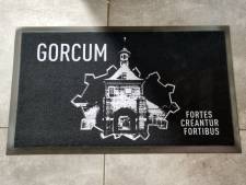 Gorinchem ligt aan je voeten om je schoenen aan te vegen: ondernemer ontwerpt eigen deurmat