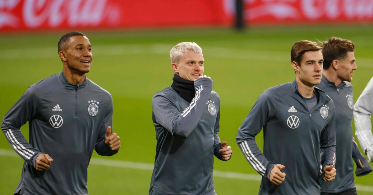 Psv Linksback Max In Voetsporen Van Vader Martin Met Debuut In Die Mannschaft Sport Bndestem Nl