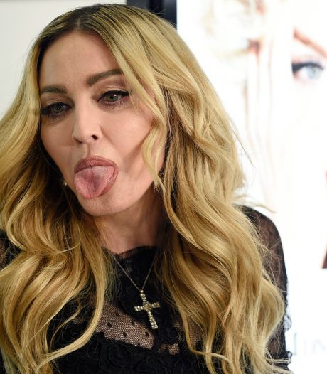 Madonna promet une fellation à tous ceux qui voteront pour Clinton
