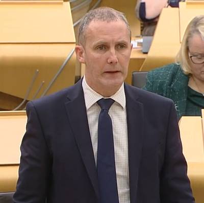 Un ministre écossais démissionne après une facture téléphonique à plus de 12.000 euros