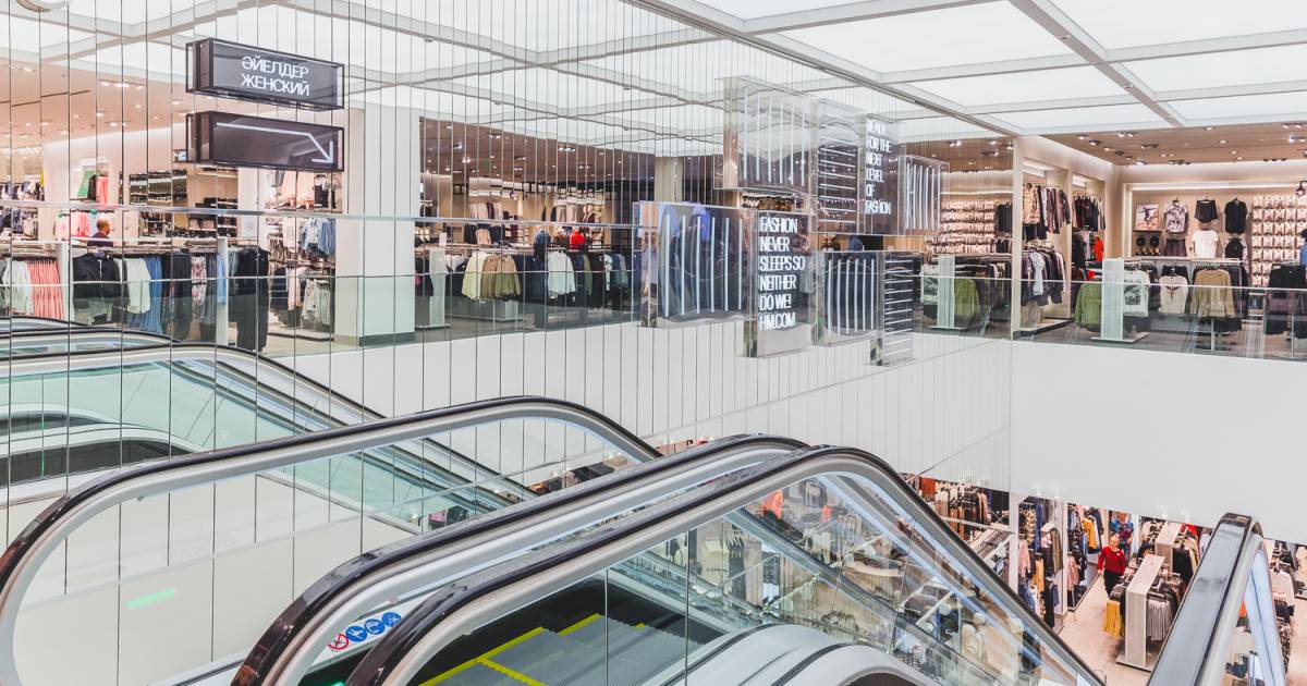Hoeveelheid van Gespierd Weigeren H&M lanceert achteraf betalen in Belgische winkels: “Het risico dat iemand  een outfit 'leent' is er altijd” | Mode & Beauty | hln.be