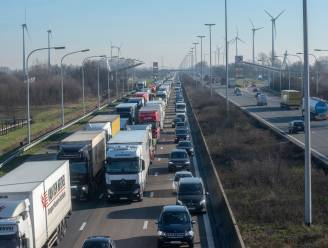 40 minuten file op E17 richting Antwerpen vanaf Haasdonk
