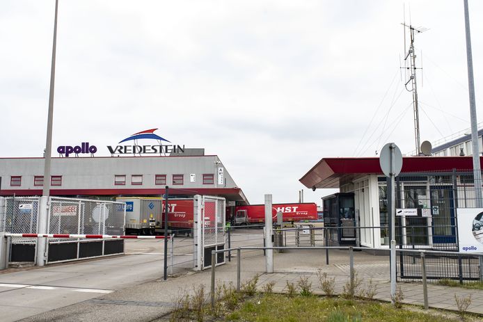 Op 5 maart werd het massa-ontslag bij Apollo Vredestein in Enschede bekend gemaakt. 750 werknemers dreigen hun baan te verliezen.