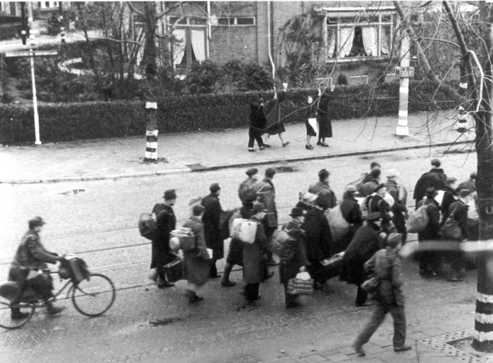 Monument voor 52.000 jongens en mannen die door Duitsers werden afgevoerd jaar vertraagd