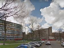Dode en twee gewonden bij steekincident in Delft, verdachte aangehouden