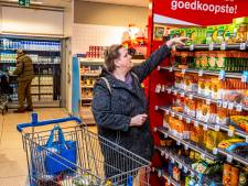 Hoeveel besteed jij per week aan boodschappen? ‘Veel mensen zeggen 100 euro, maar het is vaak meer’