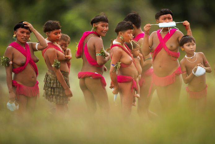 Leden van de Yanomami-stam in Brazilië.