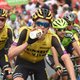 Kruijswijk geeft op in Vuelta met pijnlijke knie